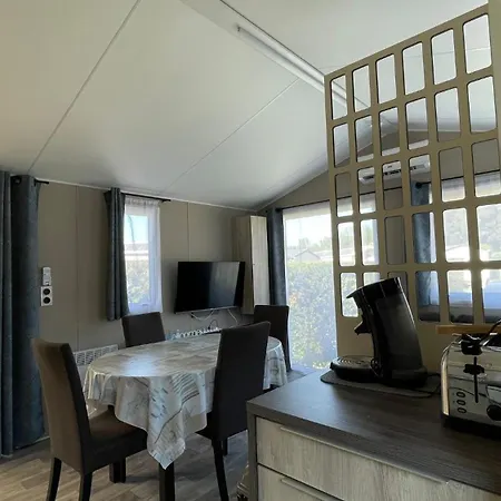 Сasa de vacaciones Superb Mobilhome Cc379 Siblu Les Charmettes Les Mathes