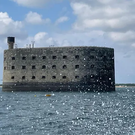 Superb Mobilhome Cc379 Siblu Les Charmettes *