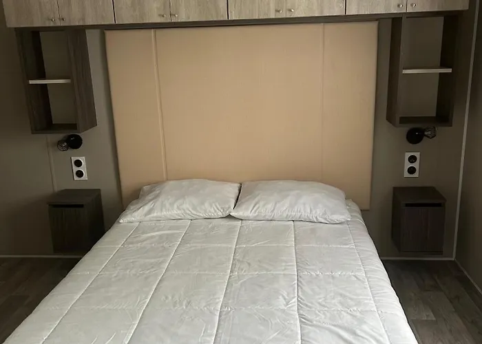 Сasa de vacaciones Superb Mobilhome Cc379 Siblu Les Charmettes *